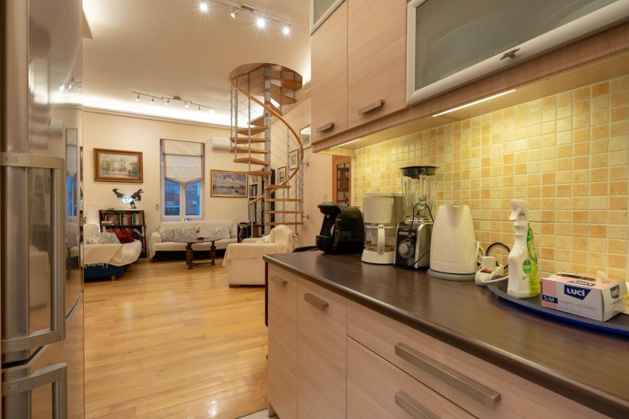Acropolis Metro St.3 Bedrοοms 6 Persons Maisonette 아테네 외부 사진