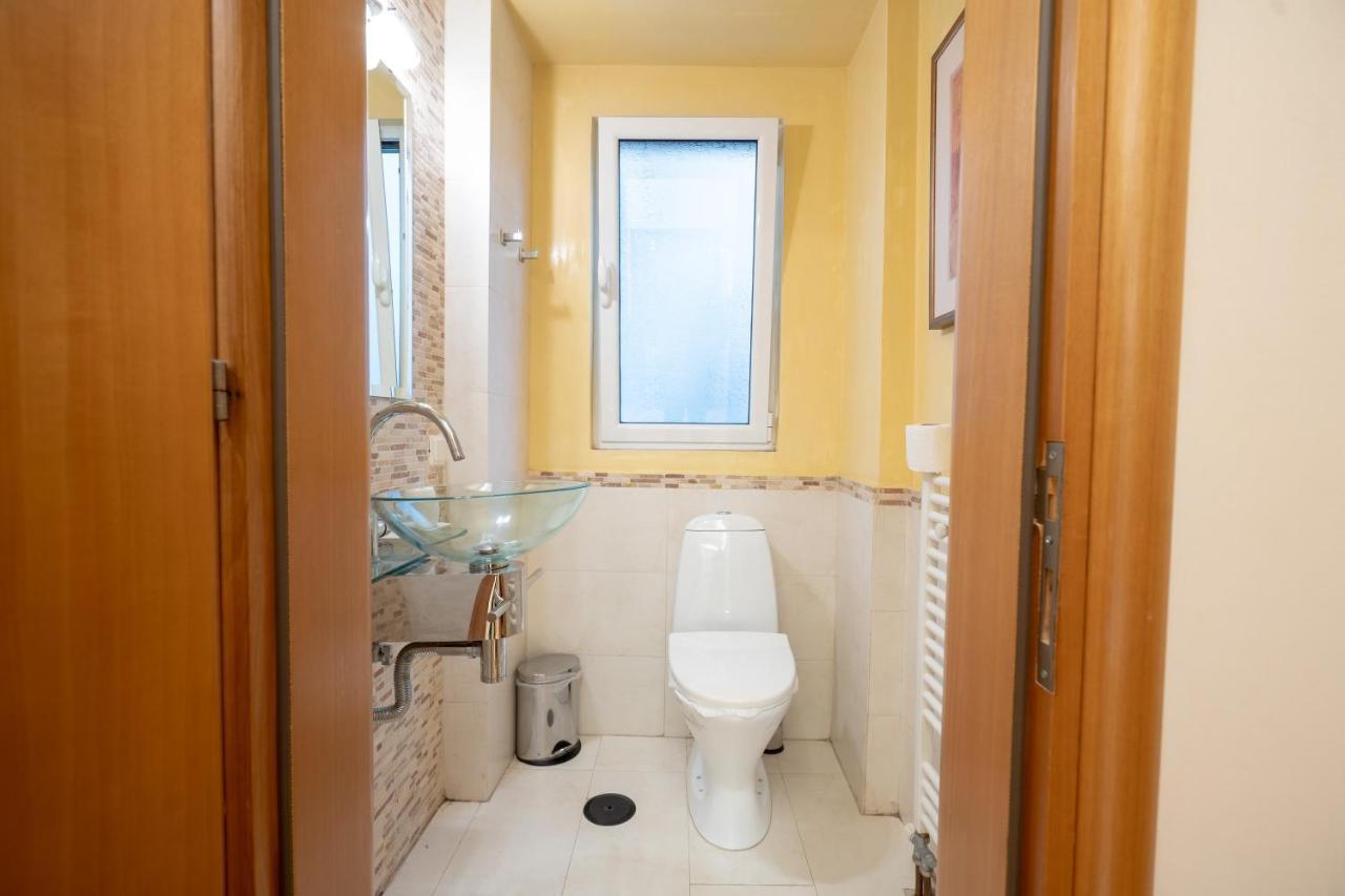 Acropolis Metro St.3 Bedrοοms 6 Persons Maisonette 아테네 외부 사진