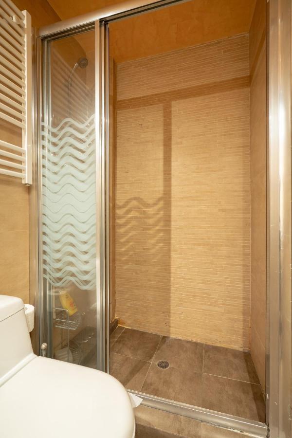 Acropolis Metro St.3 Bedrοοms 6 Persons Maisonette 아테네 외부 사진