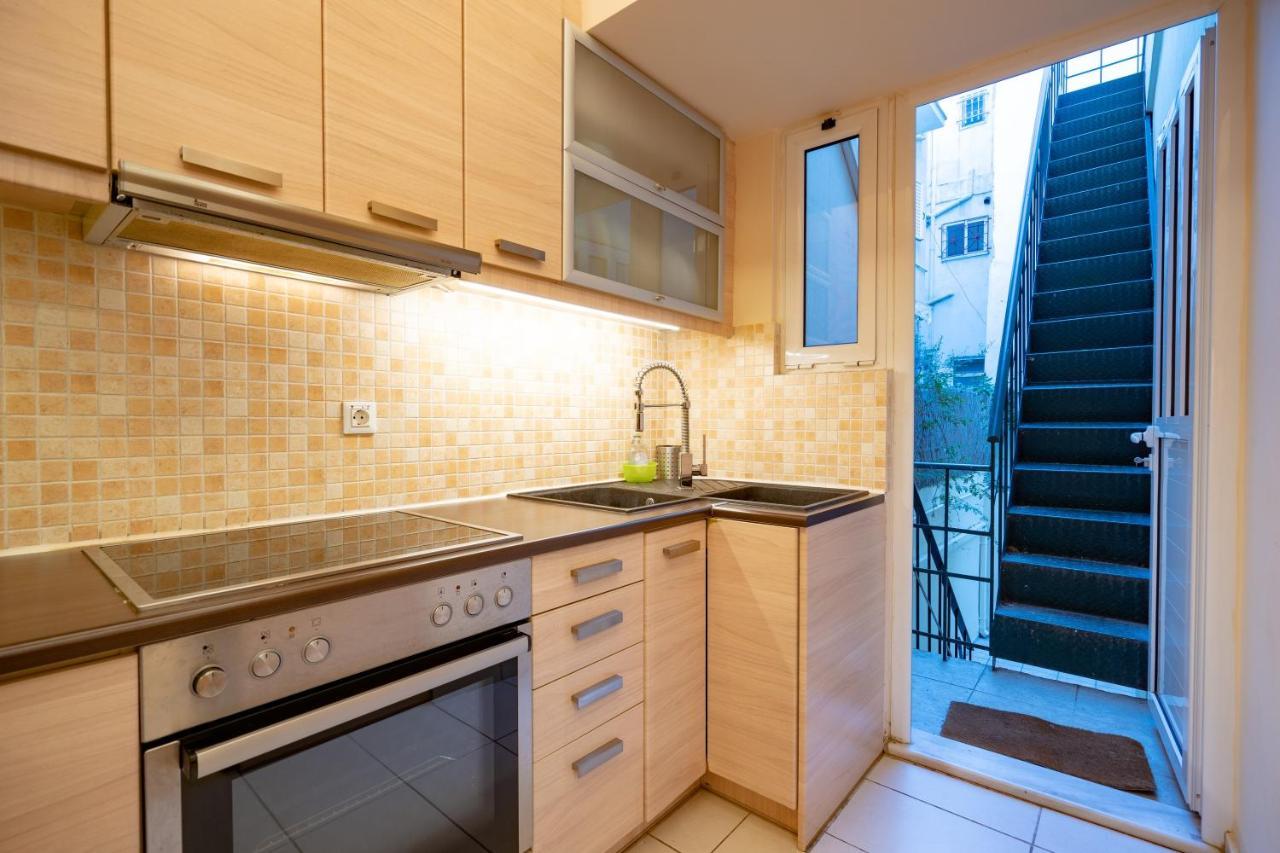 Acropolis Metro St.3 Bedrοοms 6 Persons Maisonette 아테네 외부 사진